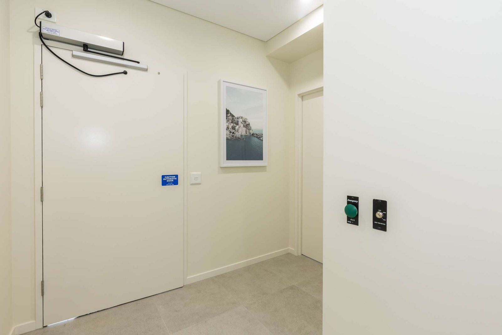 Photo 5 of 11: Ceiling hoist track above a bedroom doorway